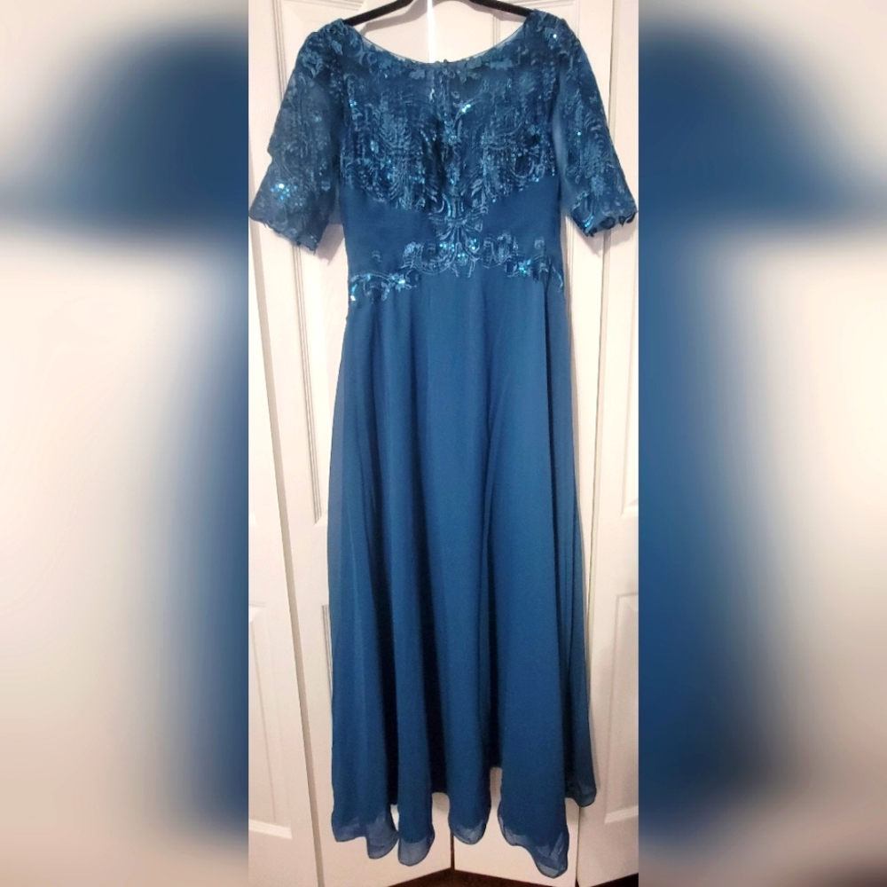 Dress by JJs House
